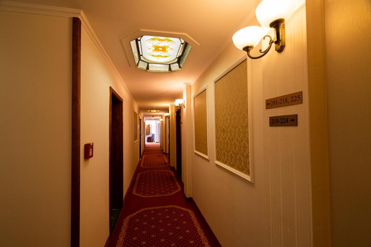 Elizabeth Hotel Gyula Exteriér fotografie