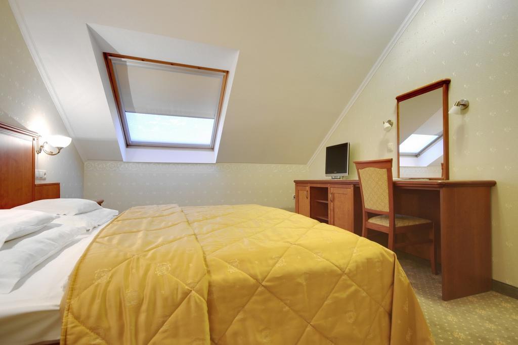 Elizabeth Hotel Gyula Exteriér fotografie