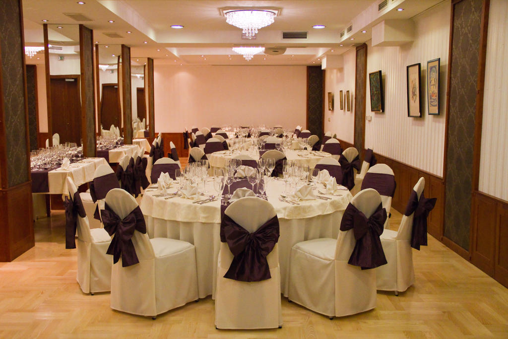 Elizabeth Hotel Gyula Exteriér fotografie