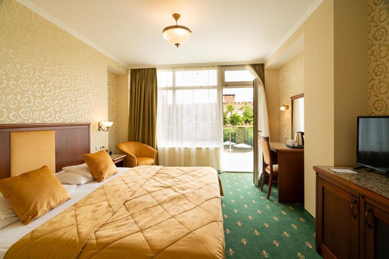 Elizabeth Hotel Gyula Exteriér fotografie