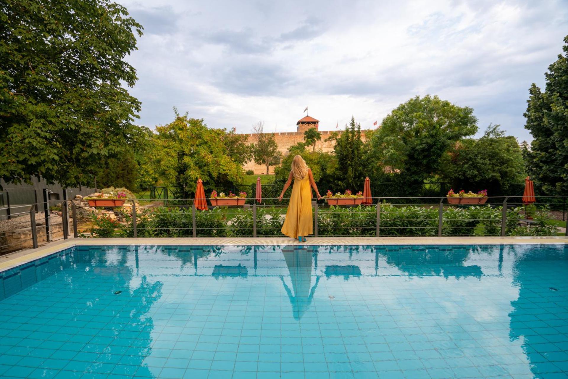 Elizabeth Hotel Gyula Exteriér fotografie